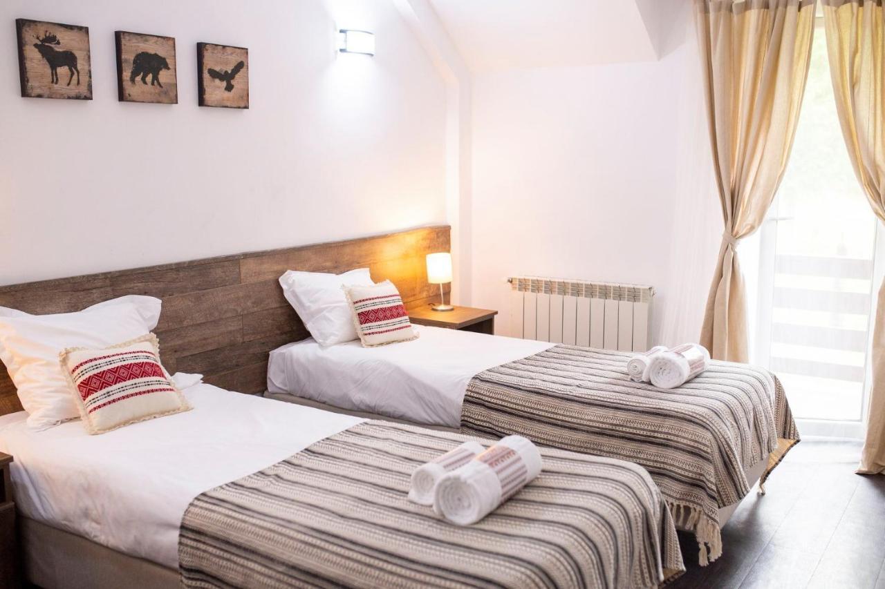 Hotel Floare De Colt มานาสทิรีอา ฮูโมรูลุย ภายนอก รูปภาพ